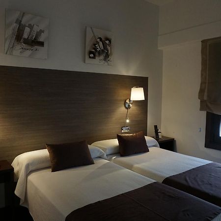 Suites Coruna โอโกรูญา ภายนอก รูปภาพ